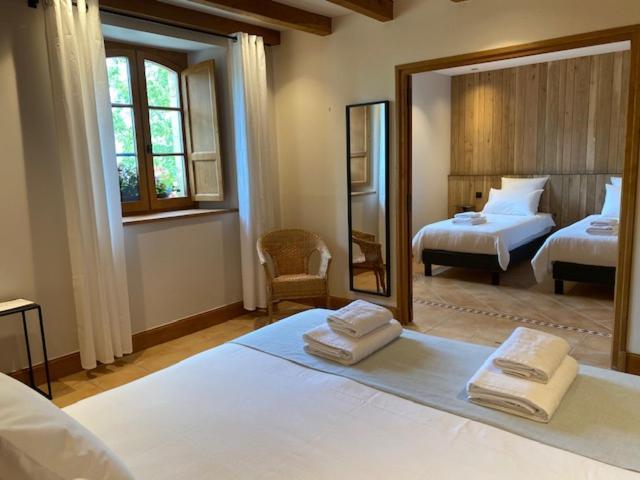 Domaine De Cazal - Chambres D'Hotes Avec Piscine Au Coeur De 26 Hectares De Nature Preservee 圣西普里安 客房 照片