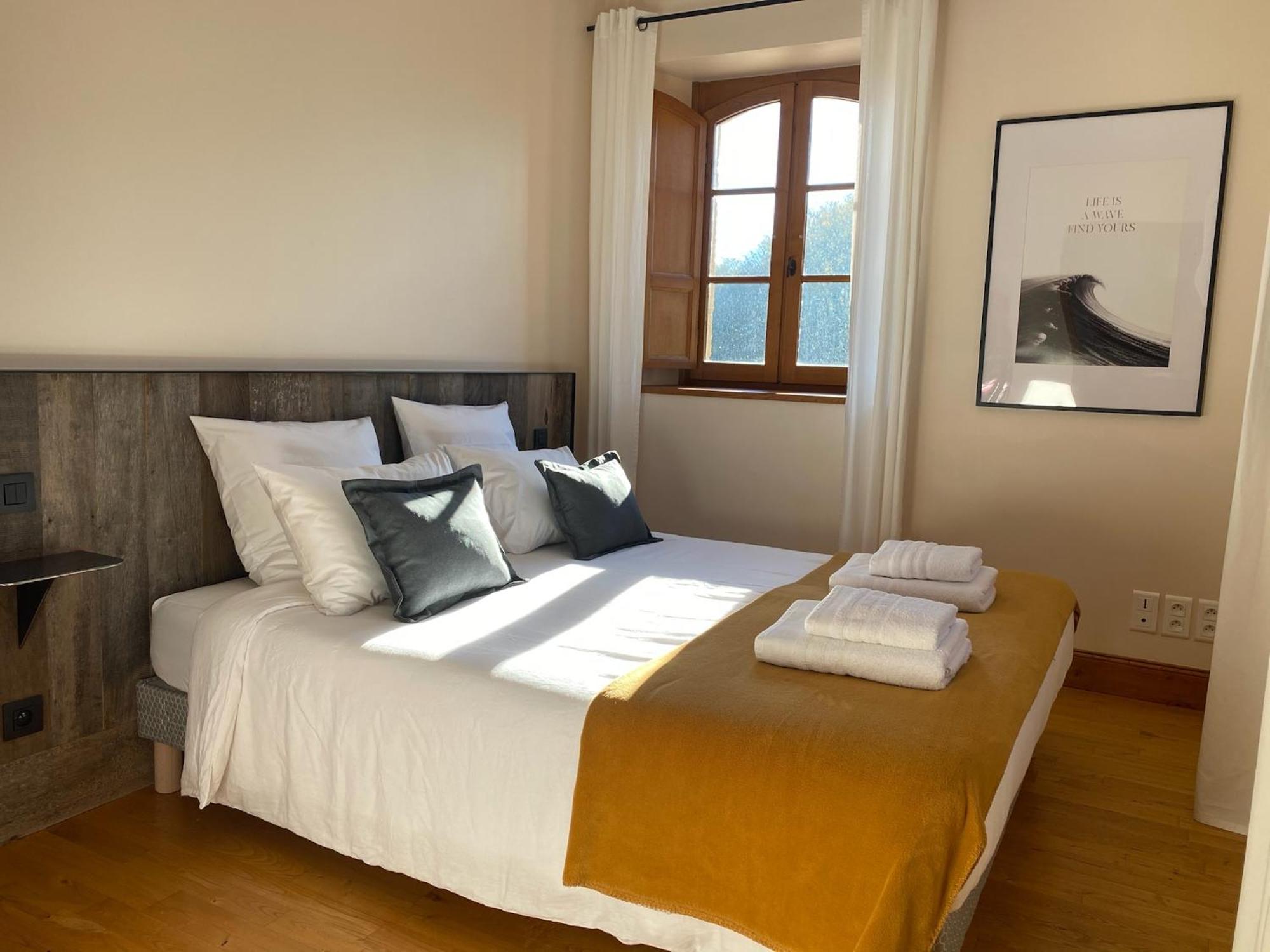 Domaine De Cazal - Chambres D'Hotes Avec Piscine Au Coeur De 26 Hectares De Nature Preservee 圣西普里安 外观 照片